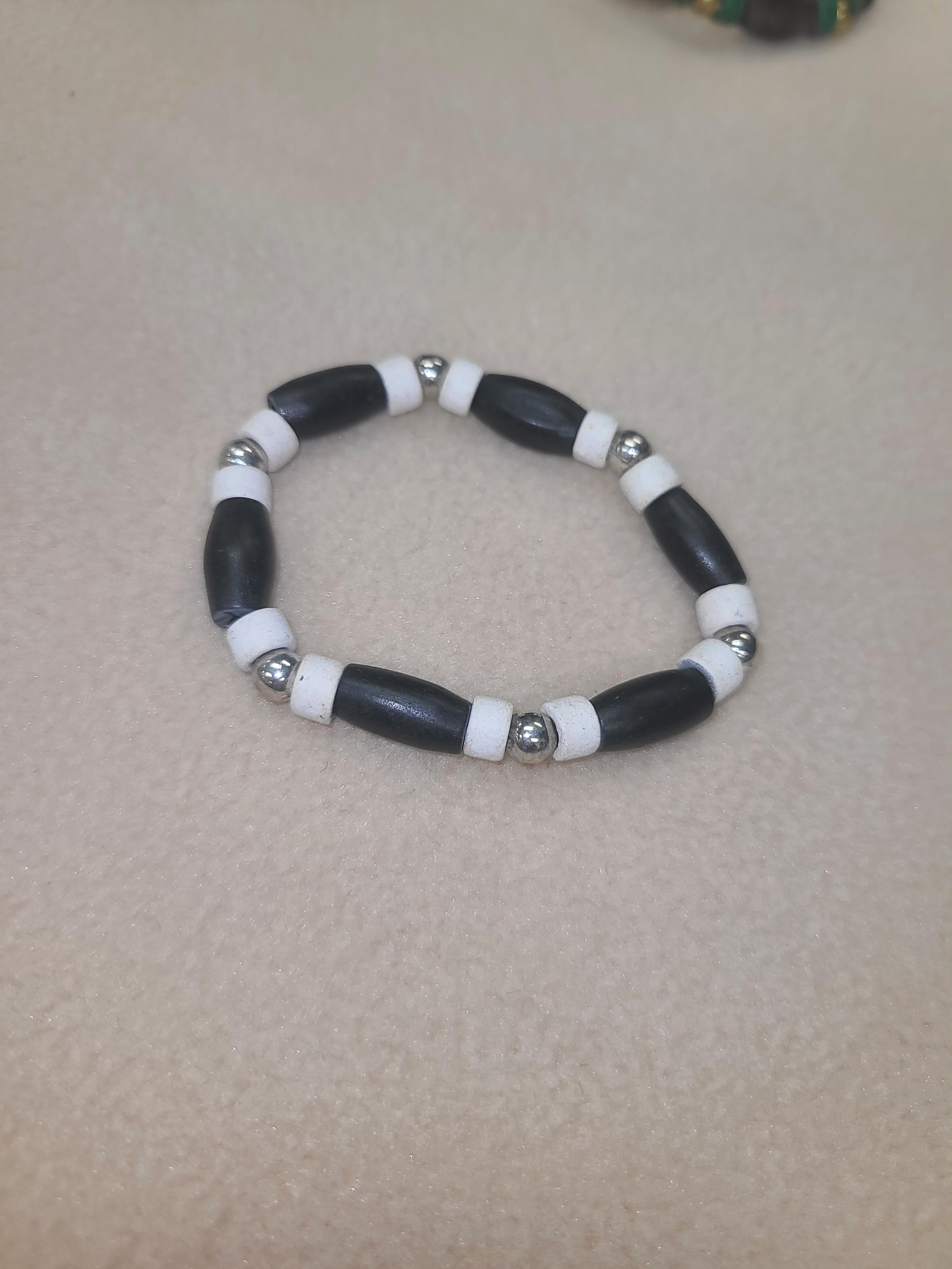 Kida Luttrell Kids Stretch Beads